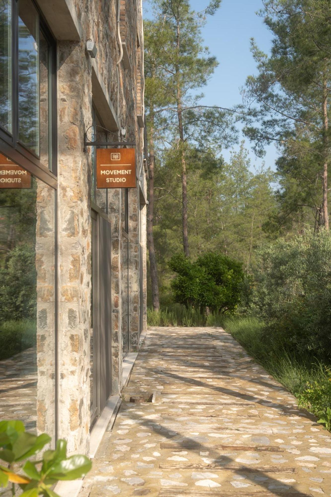 Izz Getaway - Adults Only מלון 3*